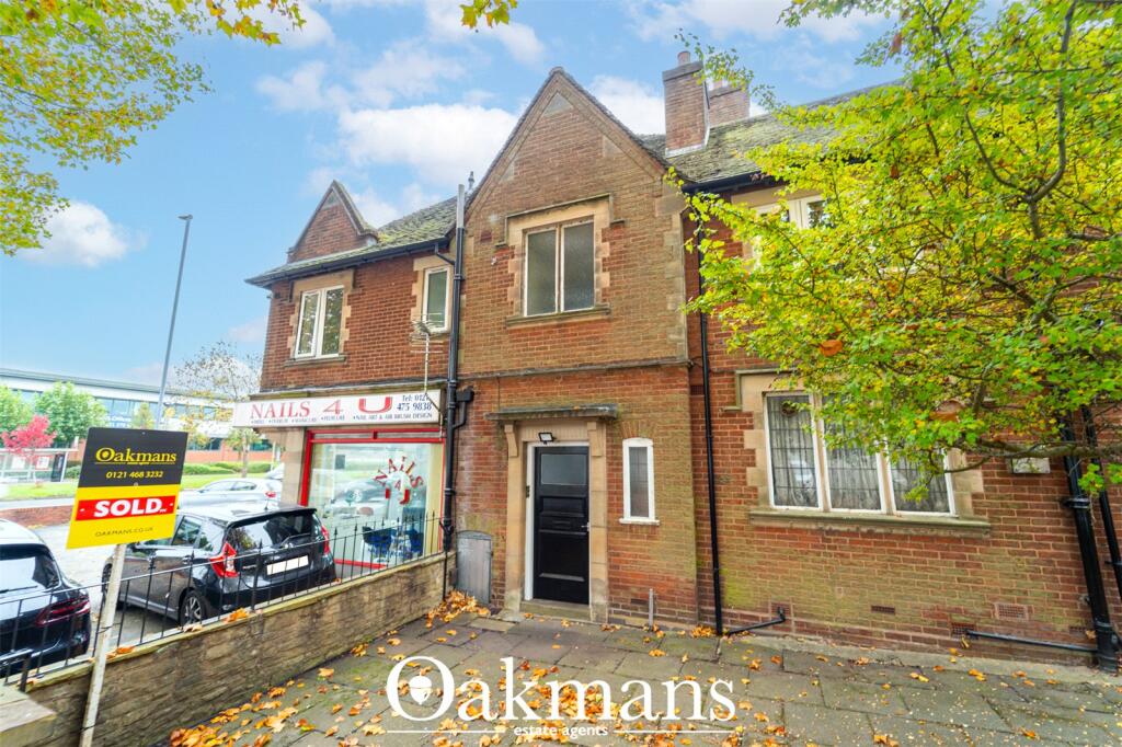 2-bed flat on Broughton Crescent, Birmingham, B31, £100,000