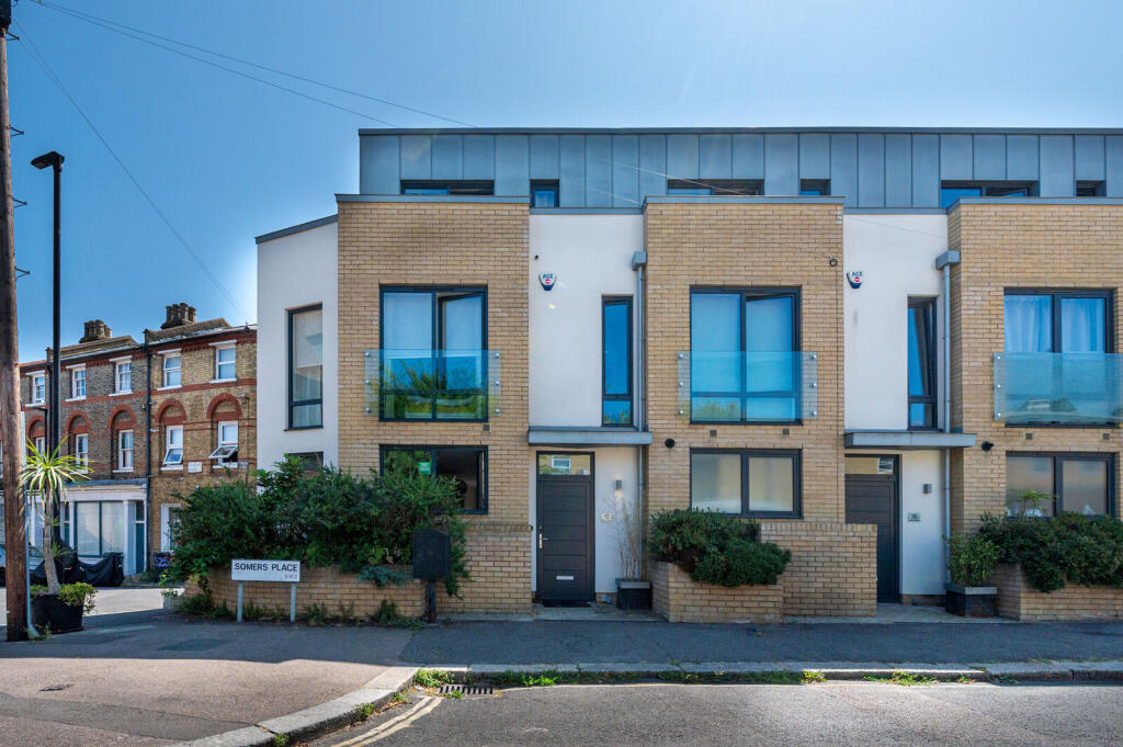 House in London - View 4