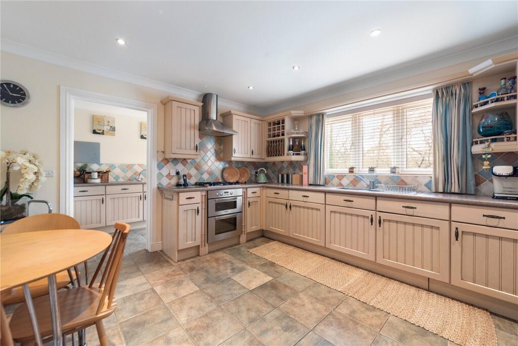 Additional image 3 of Kenneth Vincent Close, Redditch, Worcestershire, B97