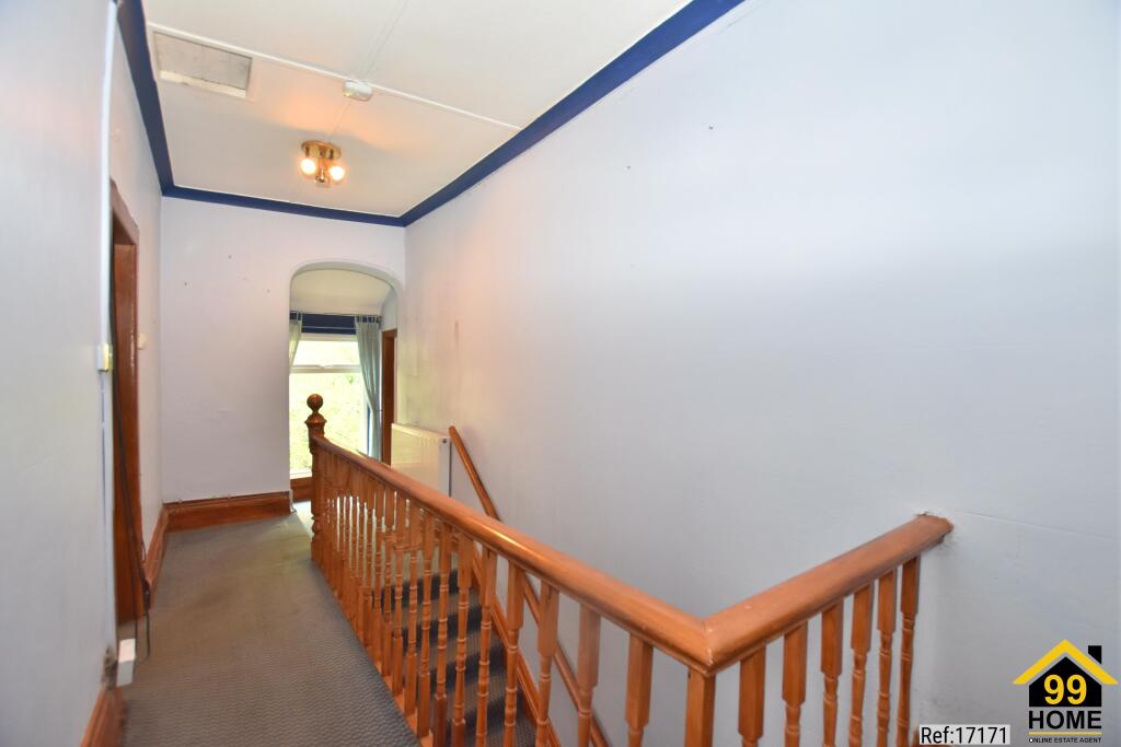 Apartment in Stoke-on-Trent - More