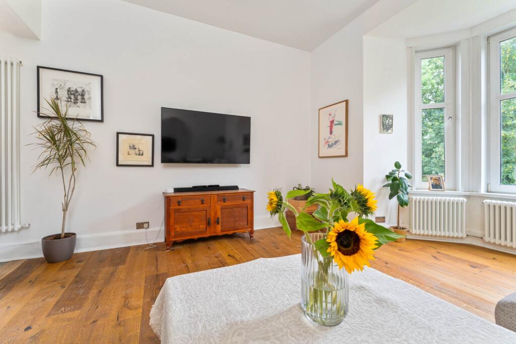 House in Paisley, Renfrewshire - View 5