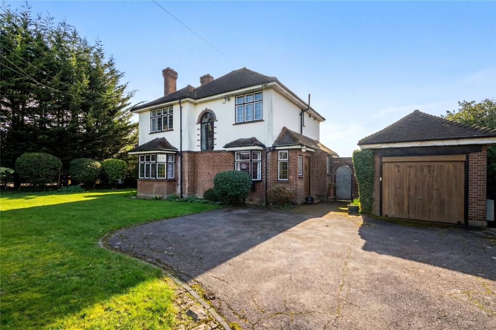 Main image of property: Hoe Lane, Abridge, Essex, RM4