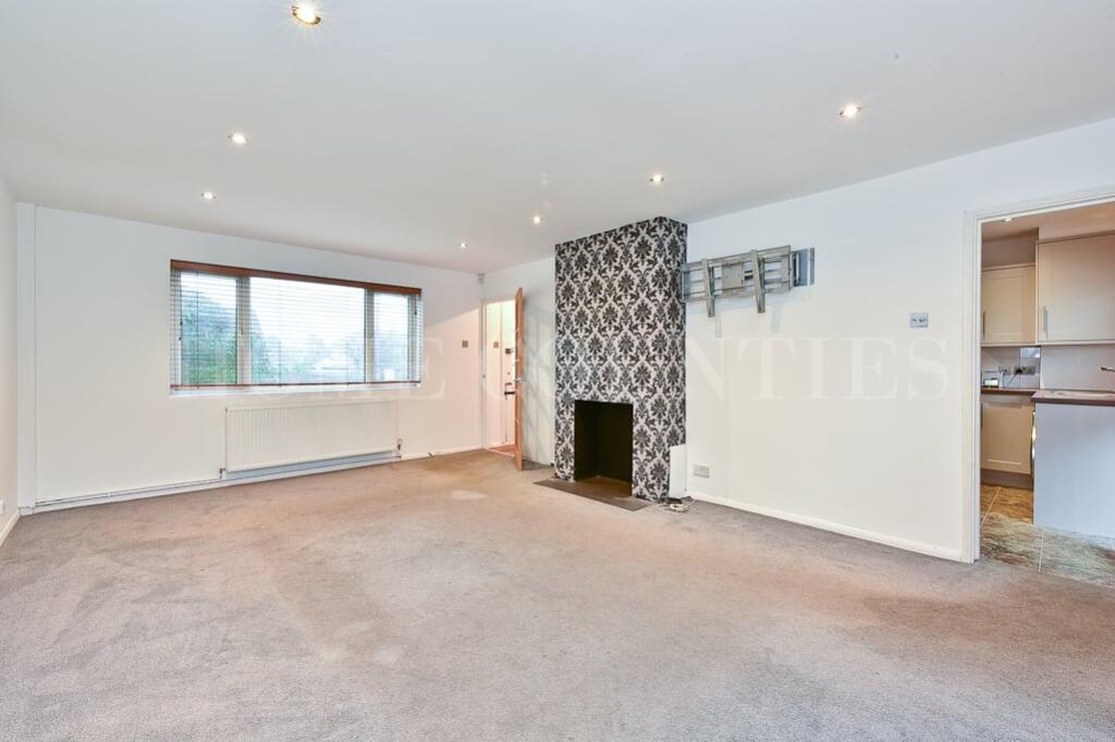 Chace Avenue, Potters Bar, EN6 photo 4