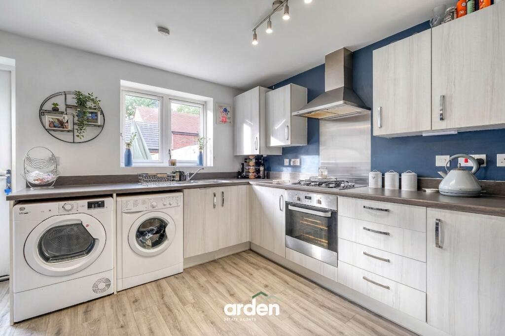 House in Solihull, Tidbury Green - More