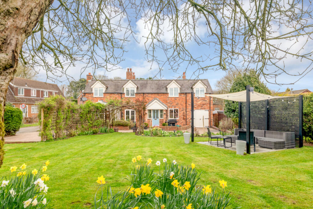 Main image of property: Meadow Lane, Osgathorpe, LE12