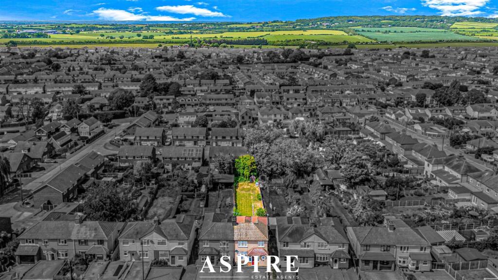 Video Tour Inside - St. James Avenue West, Stanford-Le-Hope - View 2