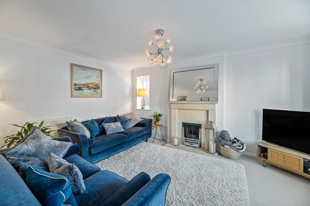 Lonsdale Close, Great Sankey, WA5 photo 4