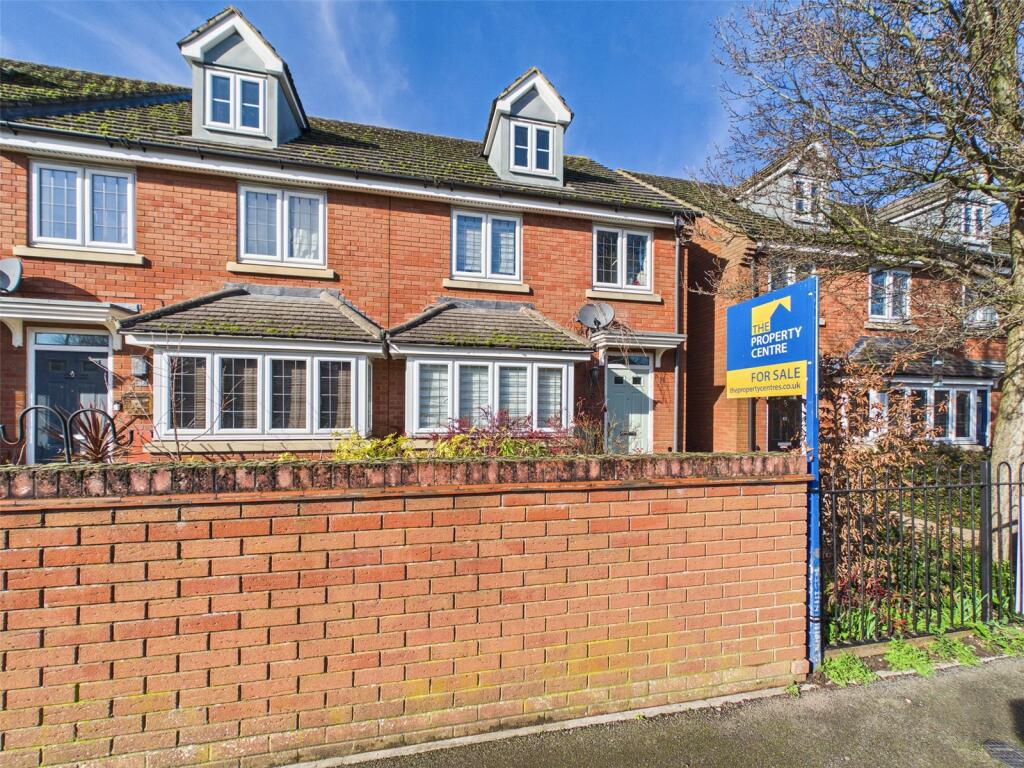 Main image of property: Woodvale Kingsway, Quedgeley, Gloucester, Gloucestershire, GL2