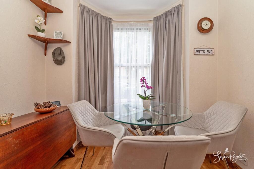 Newport Road, Cowes - View 6
