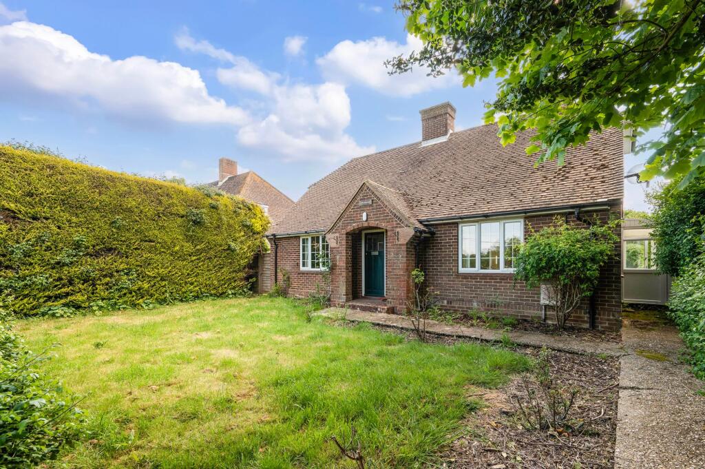 Almodington Lane, Almodington, PO20 - View 3