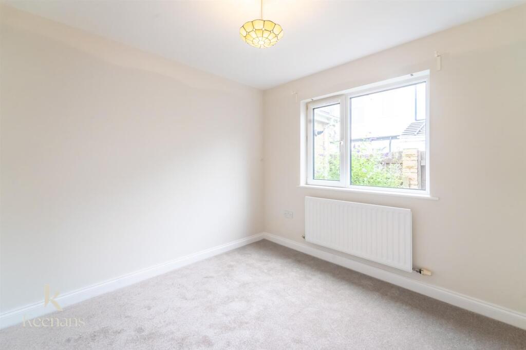 Wordsworth Street, Hapton photo 5