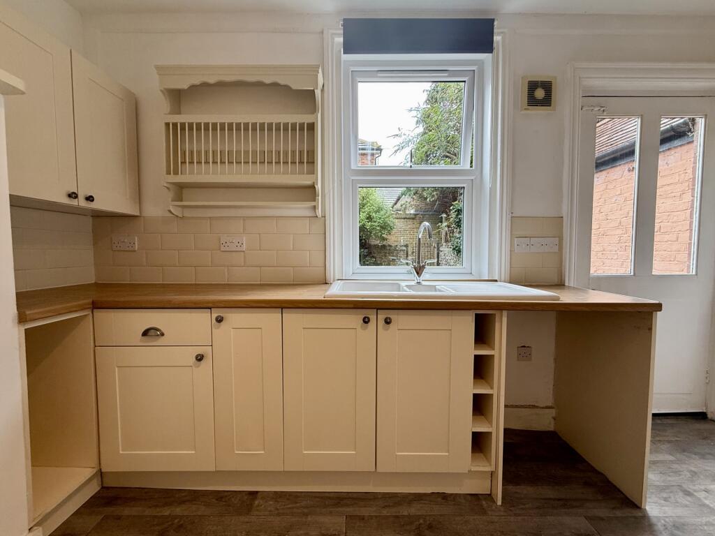 House in Canterbury - View 5