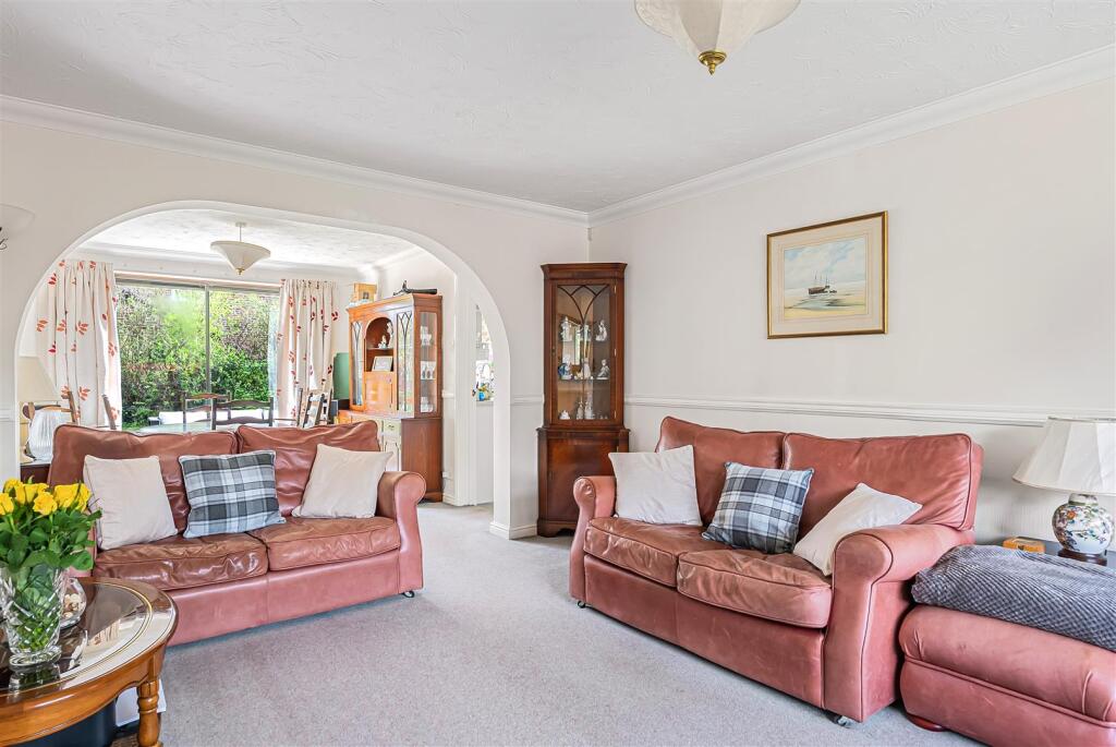 Mayflower Gardens, Bishop's Stortford - View 4