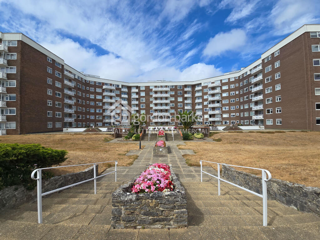 Main image of property: Elizabeth Court, Grove Road, Bournemouth, Bournemouth Christchurch Poole