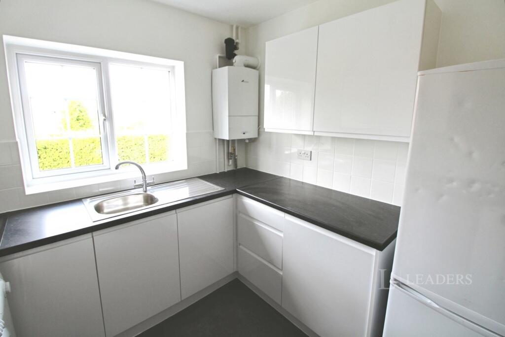 Apartment in Luton - More