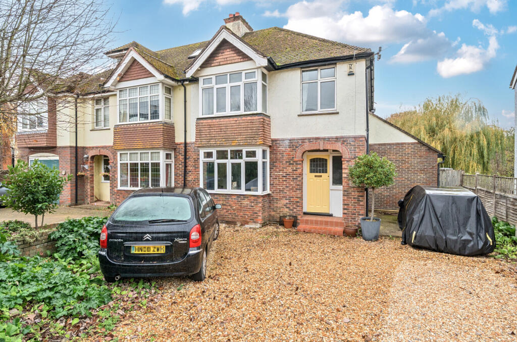 Main image of property: Broyle Road, Chichester, West Sussex, PO19