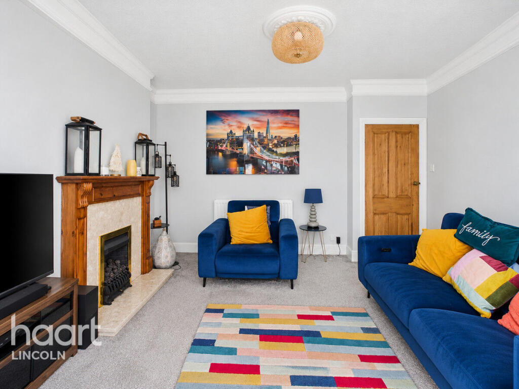 House in North Kesteven, St Aiden's Park, North Hykeham - View 4
