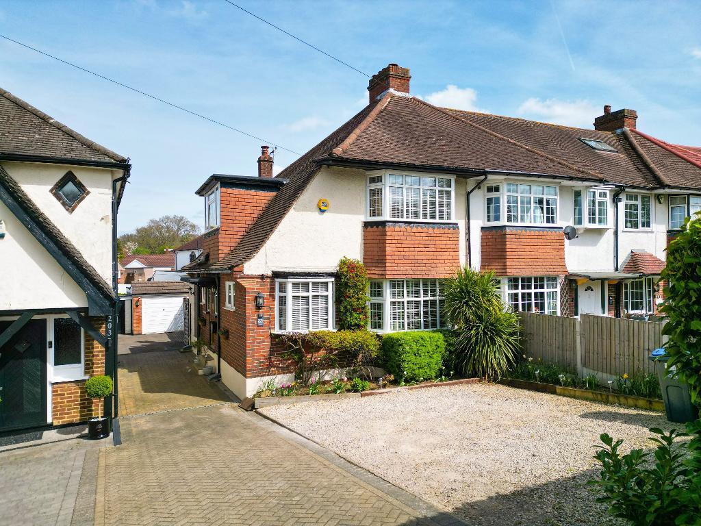 Main image of property: Limpsfield Road, Sanderstead, CR2 9DE