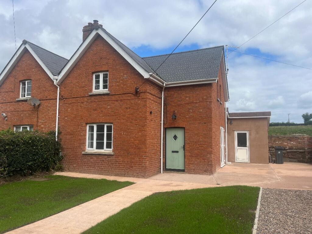 House in Exeter - View 4