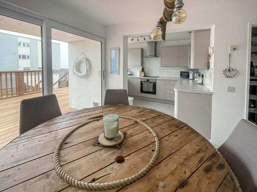 House in Chichester, East Wittering - View 5