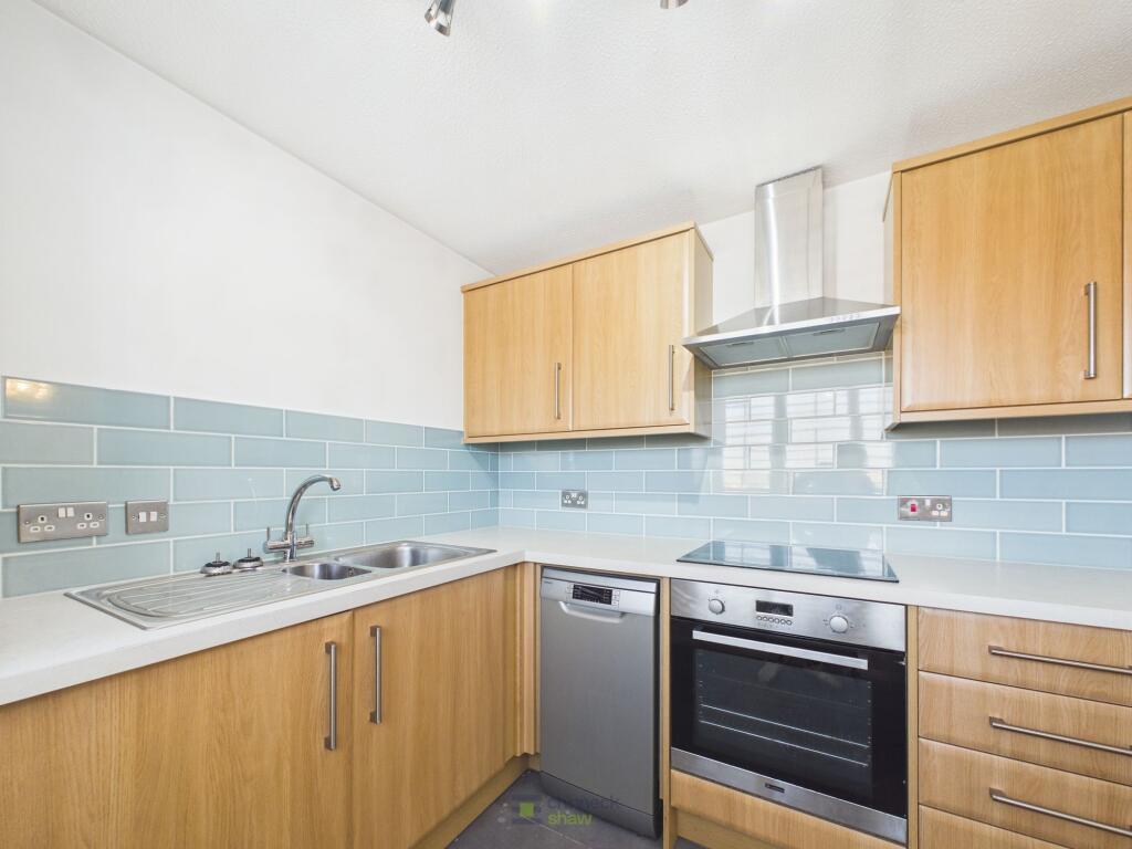 Main image of property: Green Farm Gardens, Portsmouth, PO3