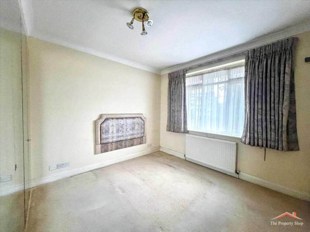 Orchard Drive, Edgware photo 4