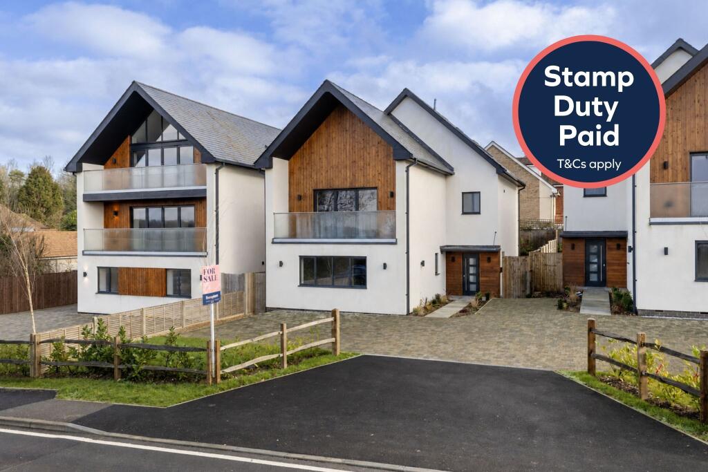 Main image of property: The Furlongs, Tadworth, KT20
