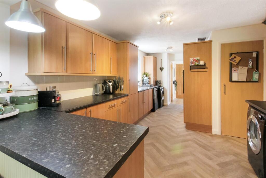 House in Darlington, Hurworth - View 4