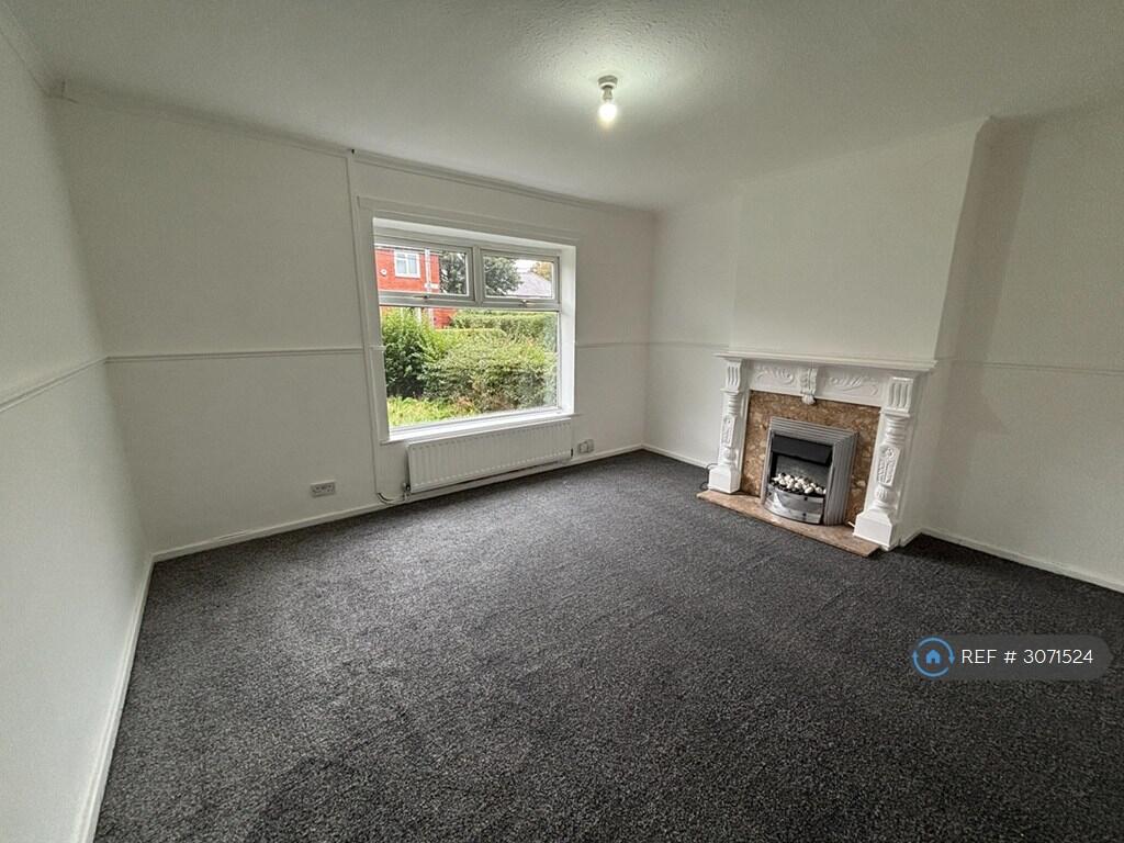 House in Oldham - View 4