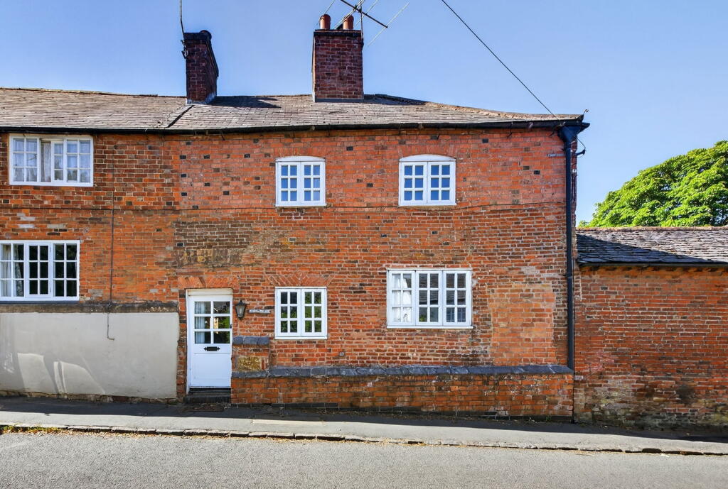 3-bed house on Bell Lane, Burton Overy, £270,000