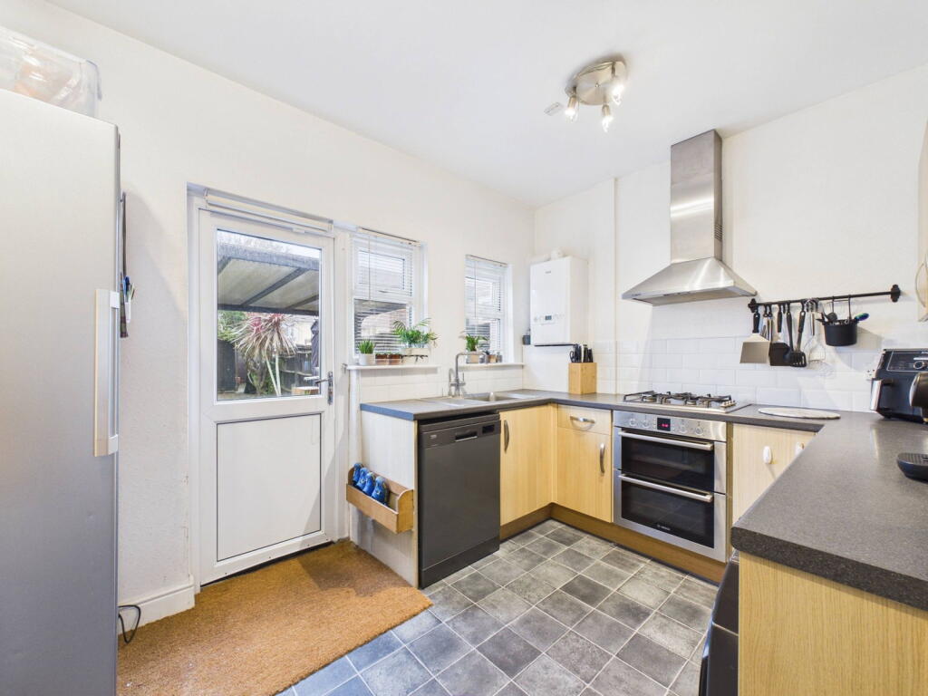 House in Worthing, West Sussex - More