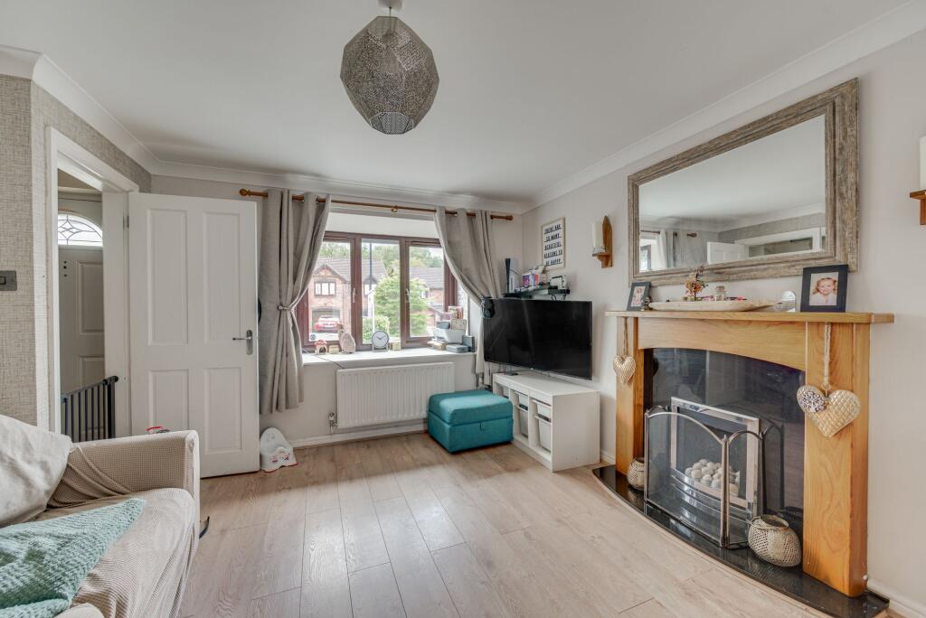 Blackbird Way, Biddulph, ST8 photo 4