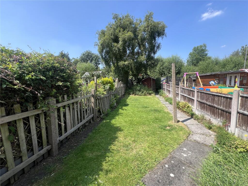 Milward Road, Loscoe, Heanor, Derbyshire, DE75 photo 4