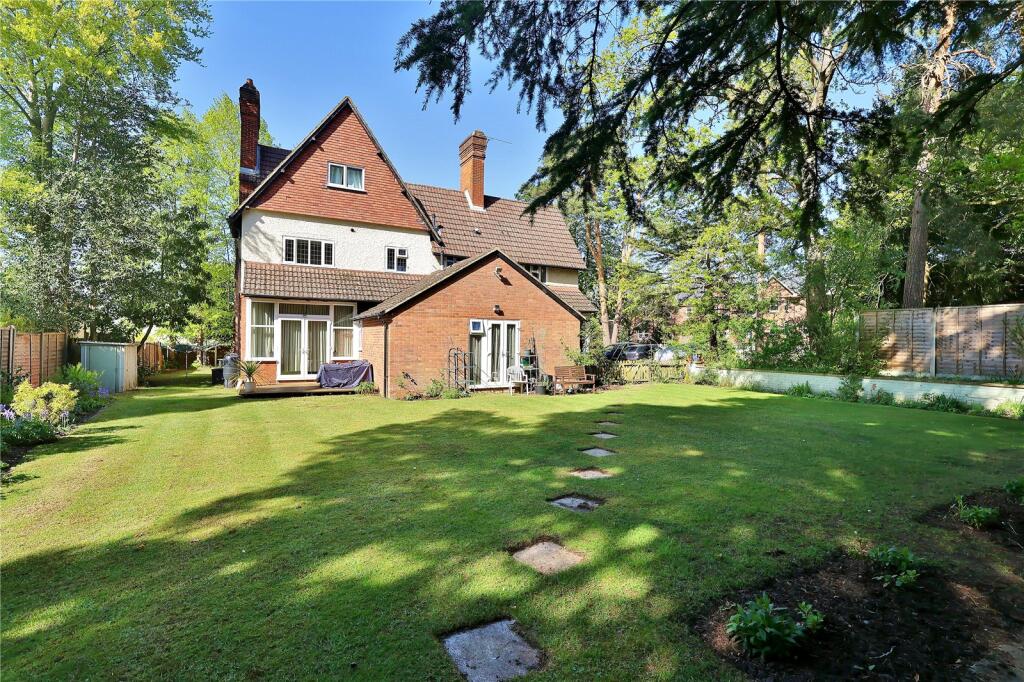 Main image of property: Pembroke Road, Woking, Surrey, GU22