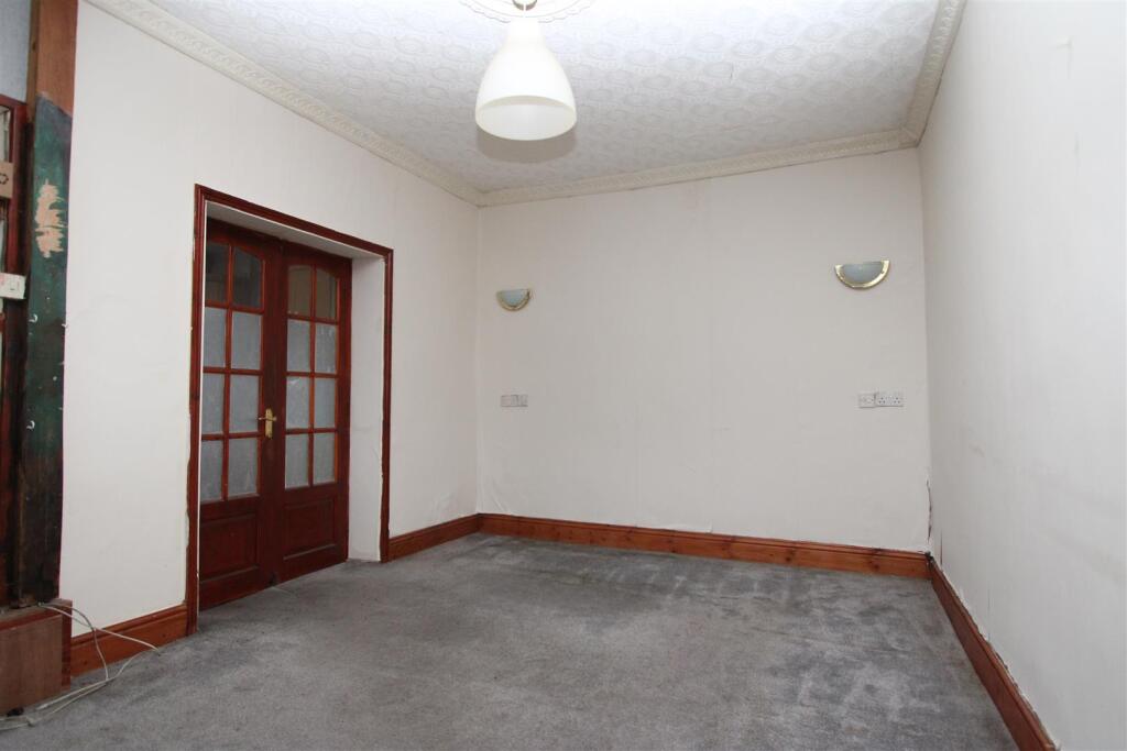 Additional image 11 of Upper Woodlands Road, Bradford