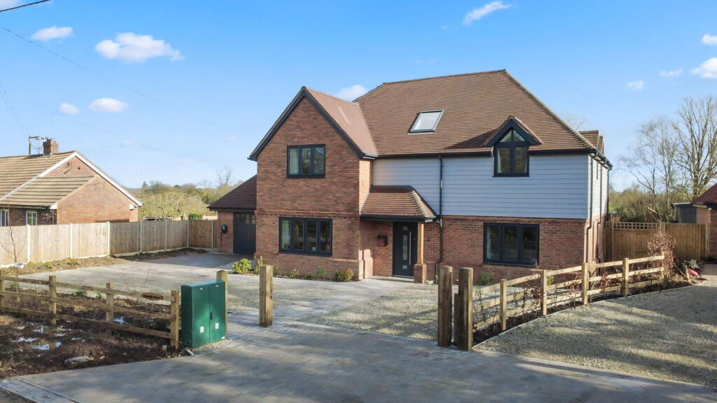 Main image of property: Bethersden Road, Smarden, Kent, TN27 8QX