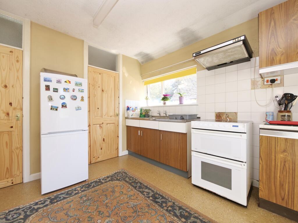 House in Dorchester, Stalbridge - More