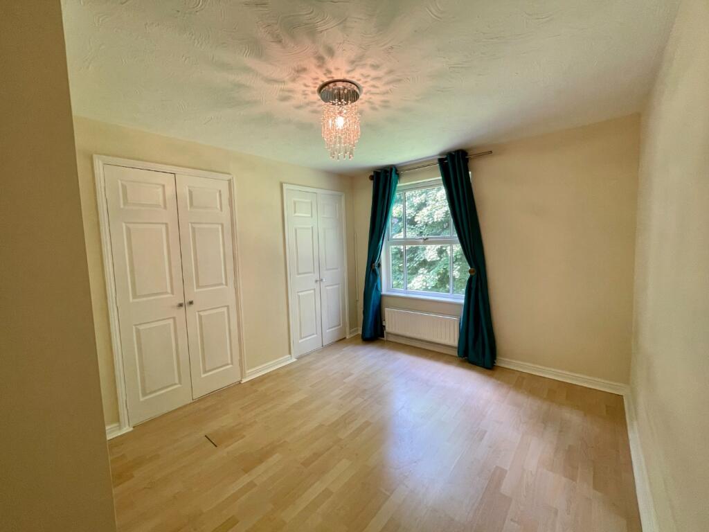 Apartment in Bolton - More