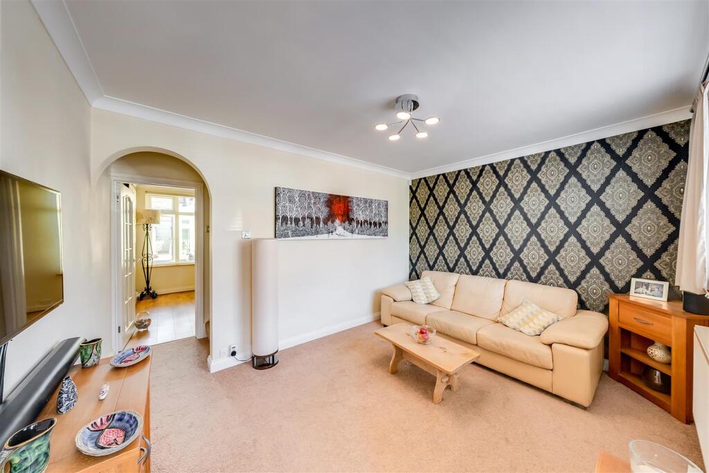 Marlborough Road, Dartford photo 3