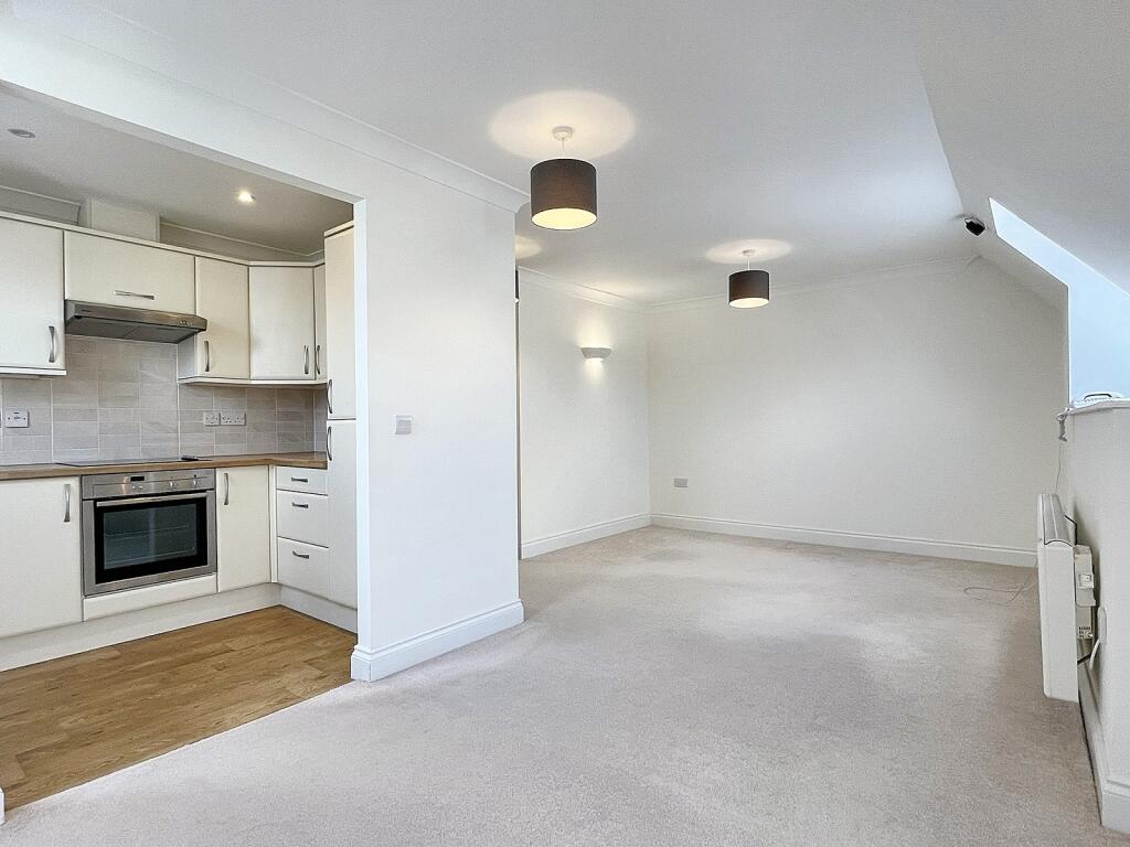 Apartment in Cheddar, Somerset - View 2