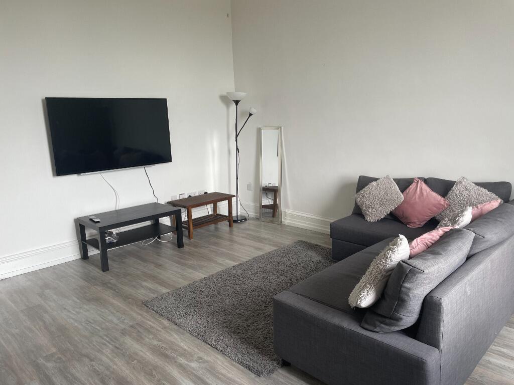 Apartment in Falkirk - View 2