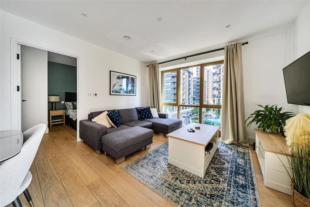 Apartment in Twickenham - More