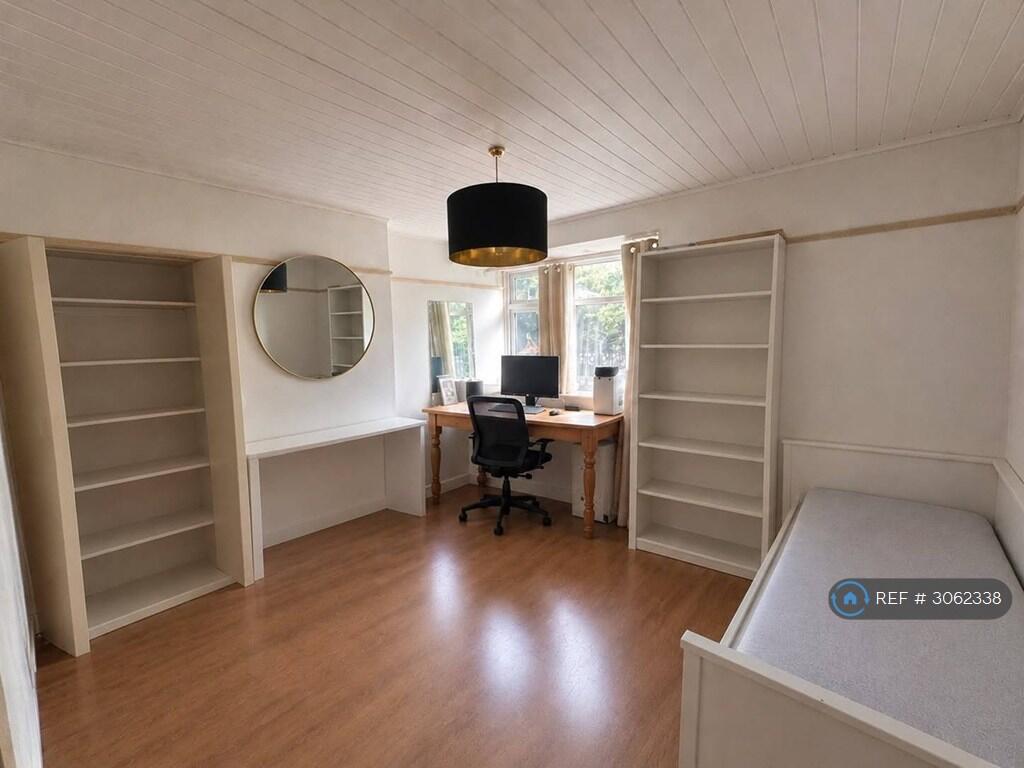 House in Chelmsford, Melbourne - View 3