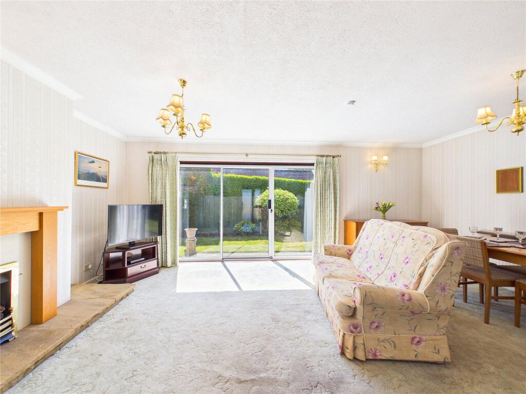 Chacewater Crescent, Worcester, Worcestershire, WR3 photo 4