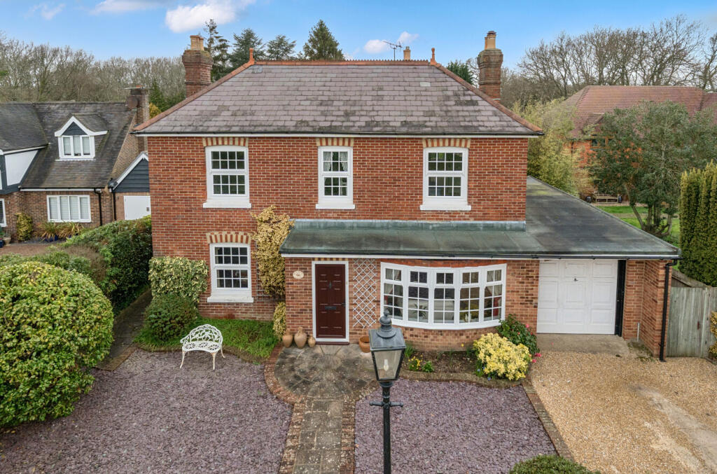Main image of property: Green Lane, Lower Swanwick, Southampton, Hampshire, SO31
