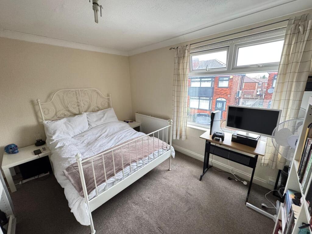 Grosvenor Street, Denton, Manchester, M GA, Denton photo 4