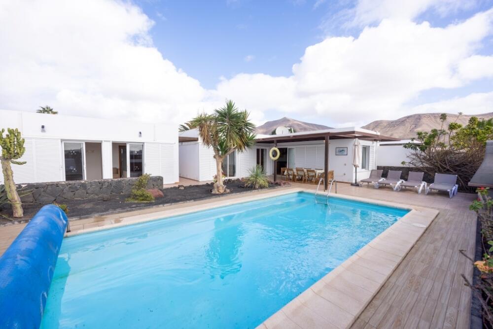 Main image of property: Canary Islands, Lanzarote, Playa Blanca