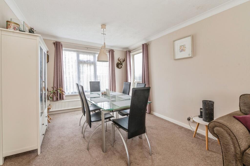 House in Southend-on-Sea, Essex - View 4