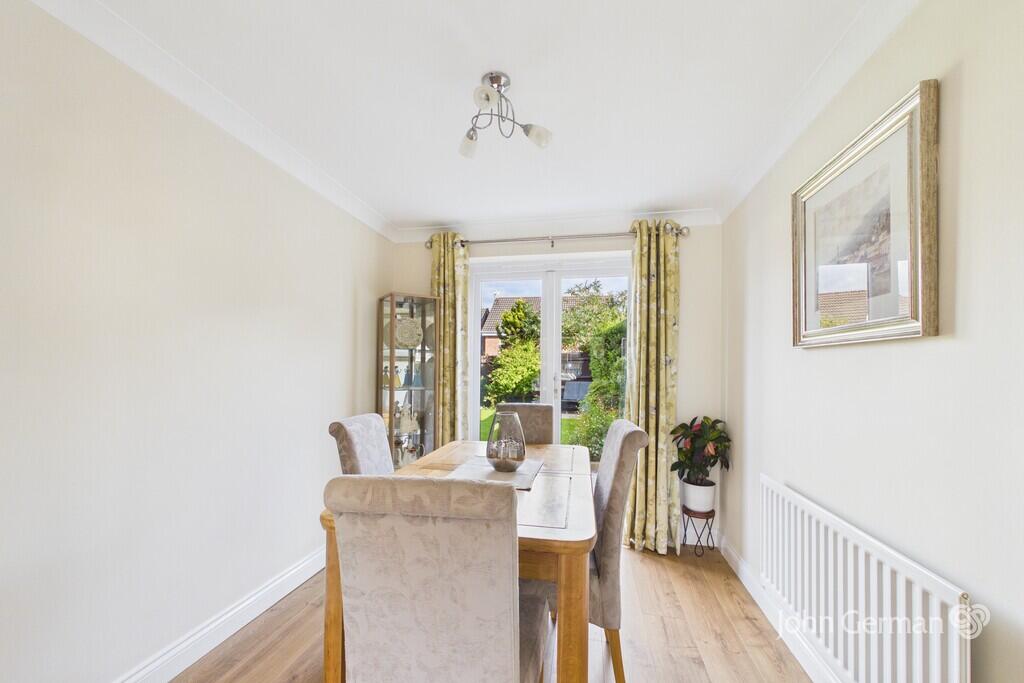 Padstow Drive, Stafford photo 4