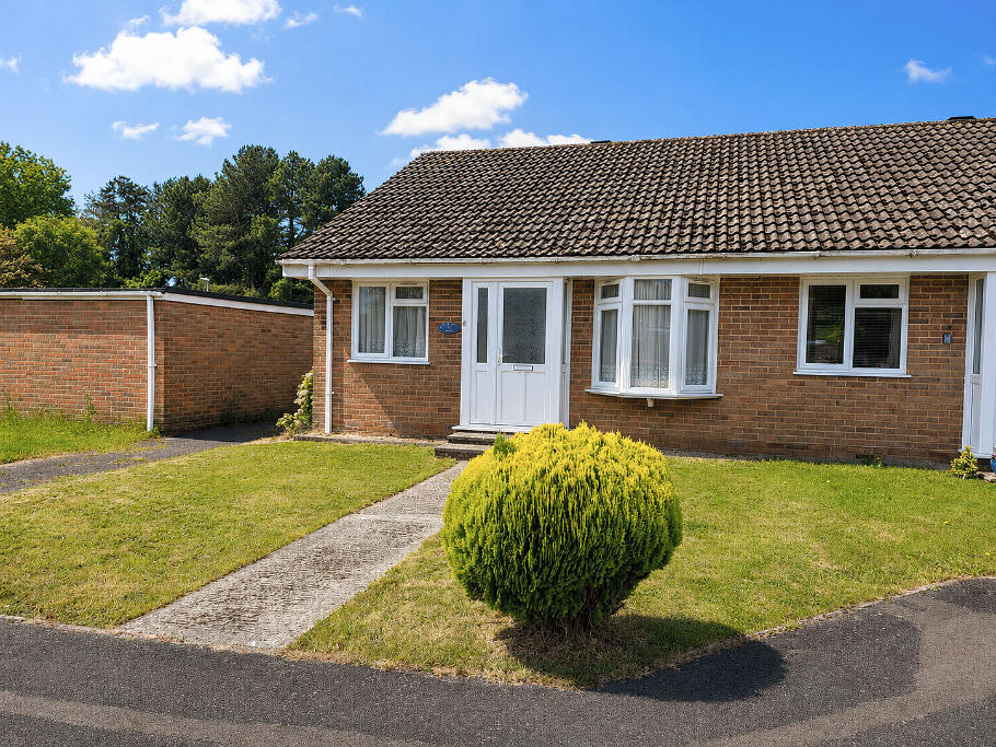 Main image of property: Little Dene Copse, Pennington, Hampshire